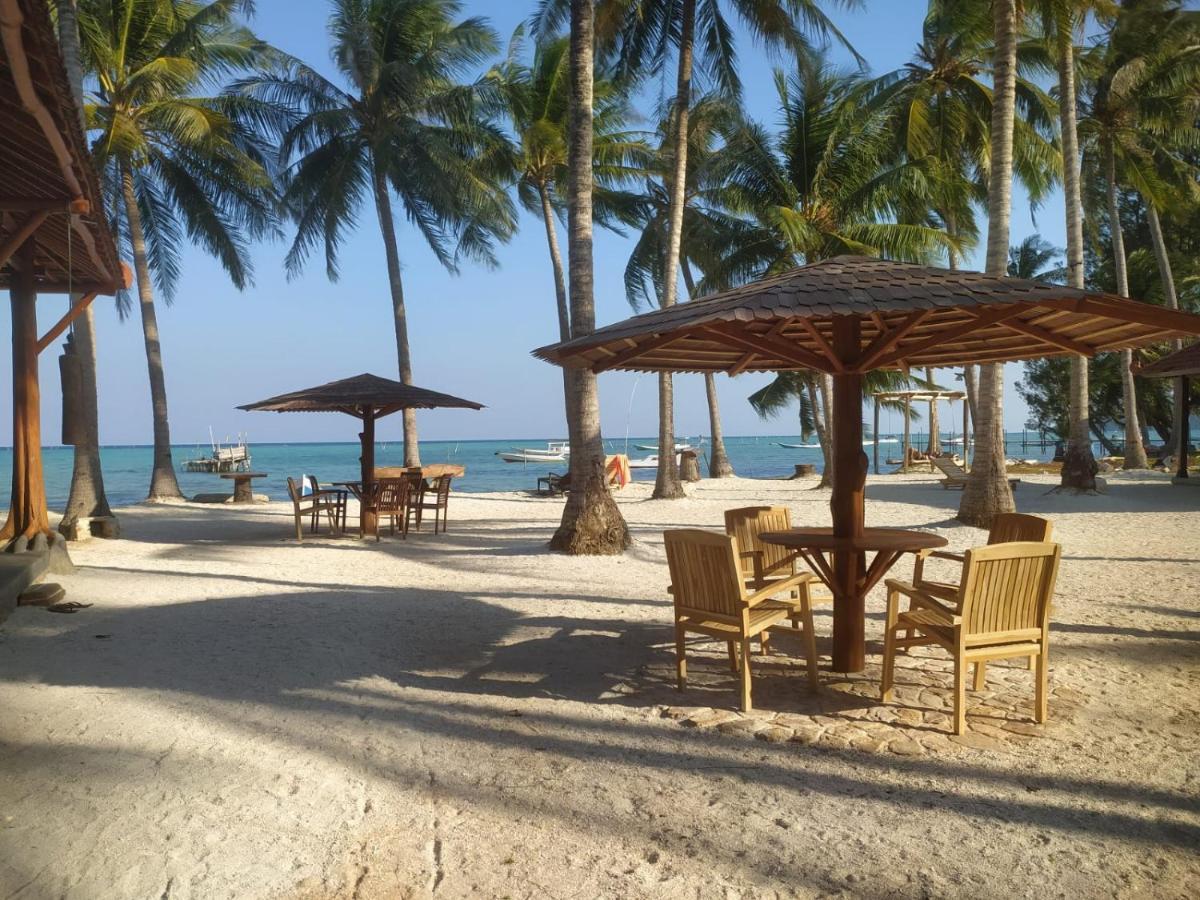Eco Casa Hotel Karimunjawa Eksteriør billede