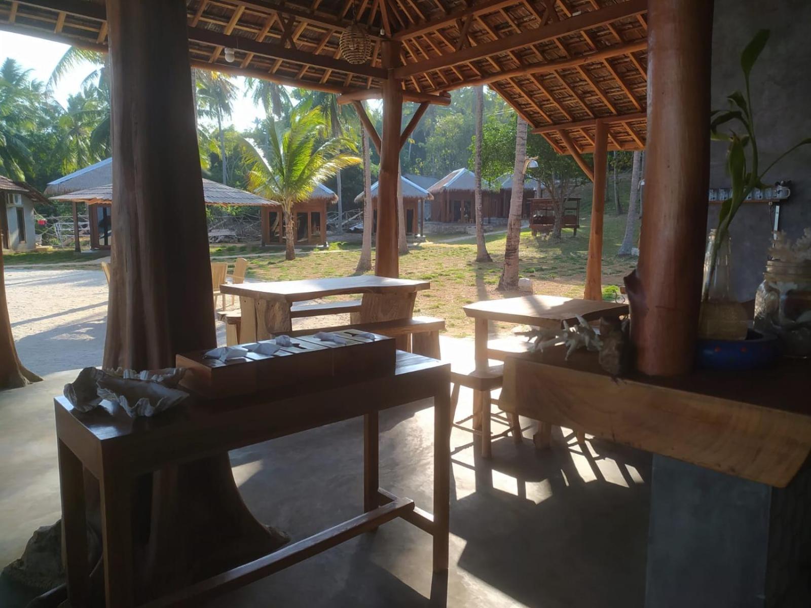 Eco Casa Hotel Karimunjawa Eksteriør billede