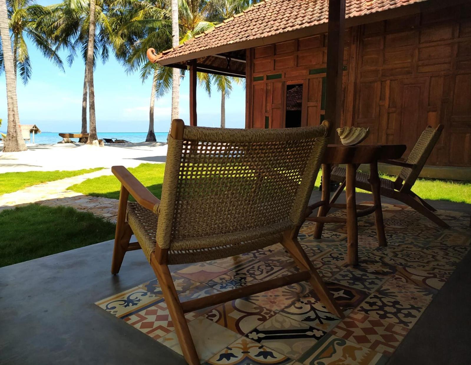 Eco Casa Hotel Karimunjawa Eksteriør billede