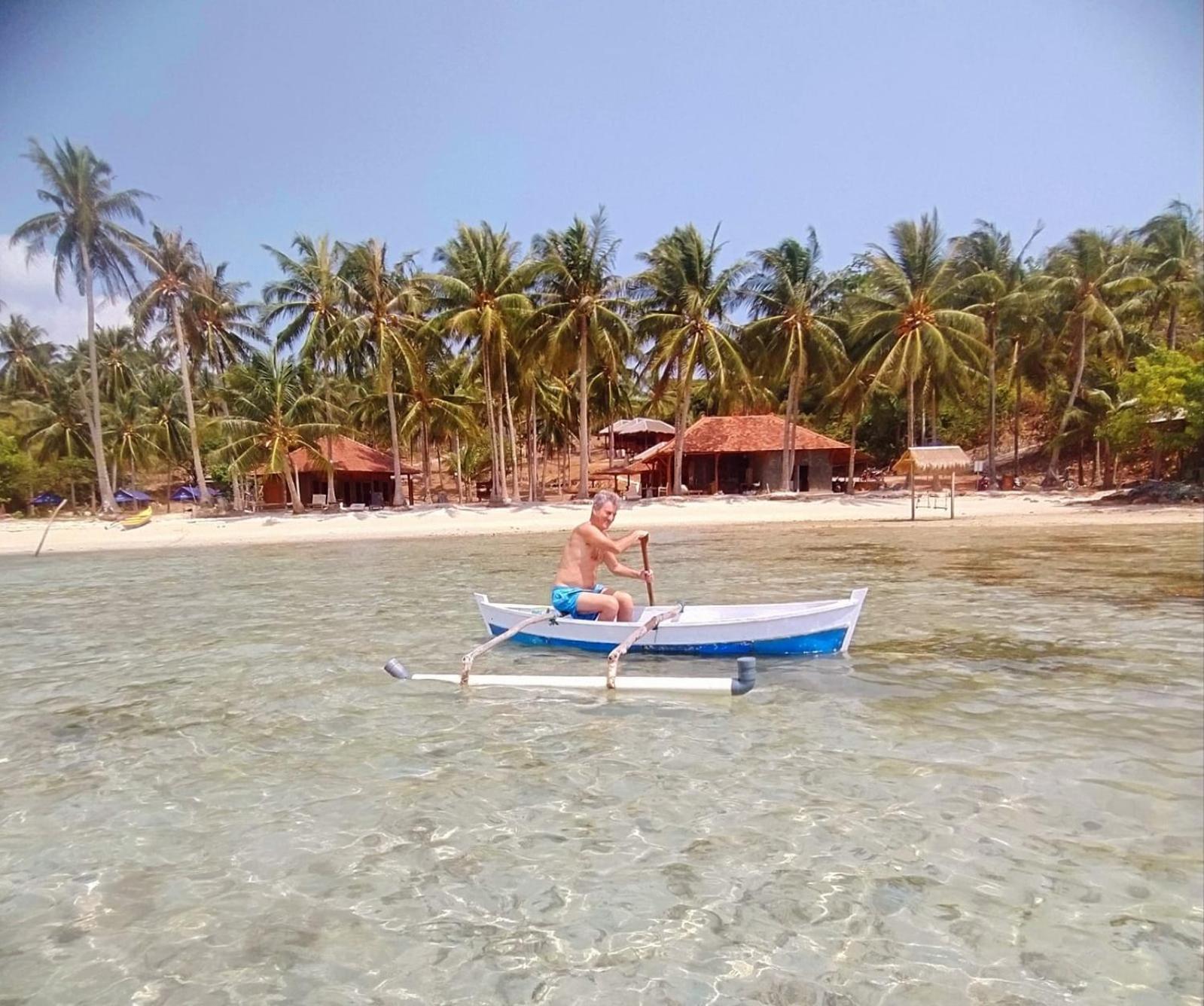Eco Casa Hotel Karimunjawa Eksteriør billede