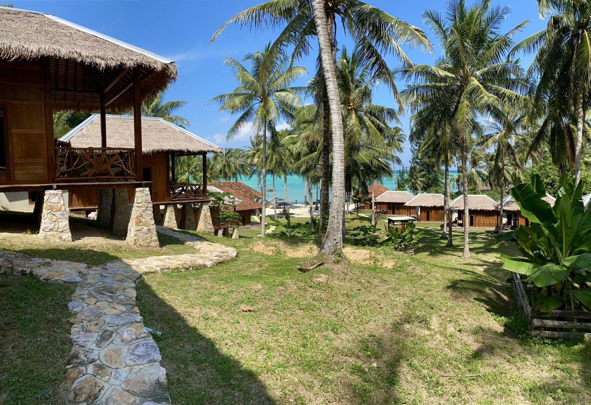 Eco Casa Hotel Karimunjawa Eksteriør billede