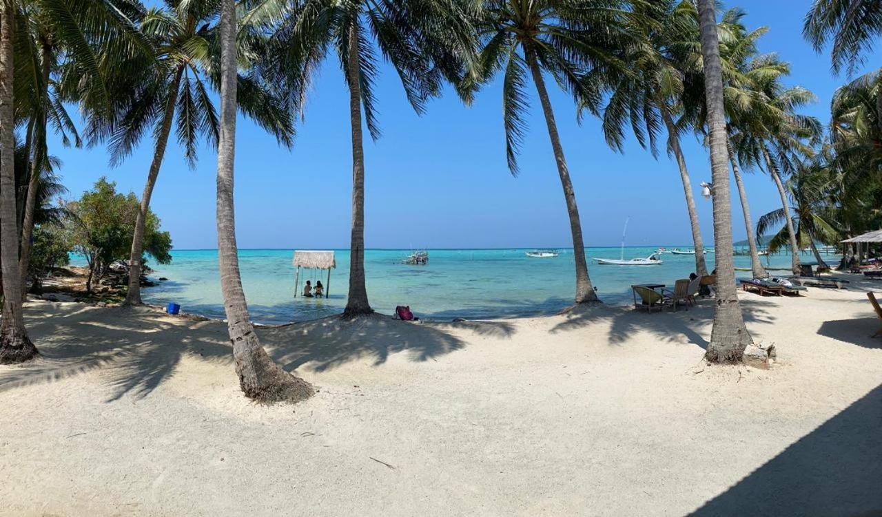 Eco Casa Hotel Karimunjawa Eksteriør billede