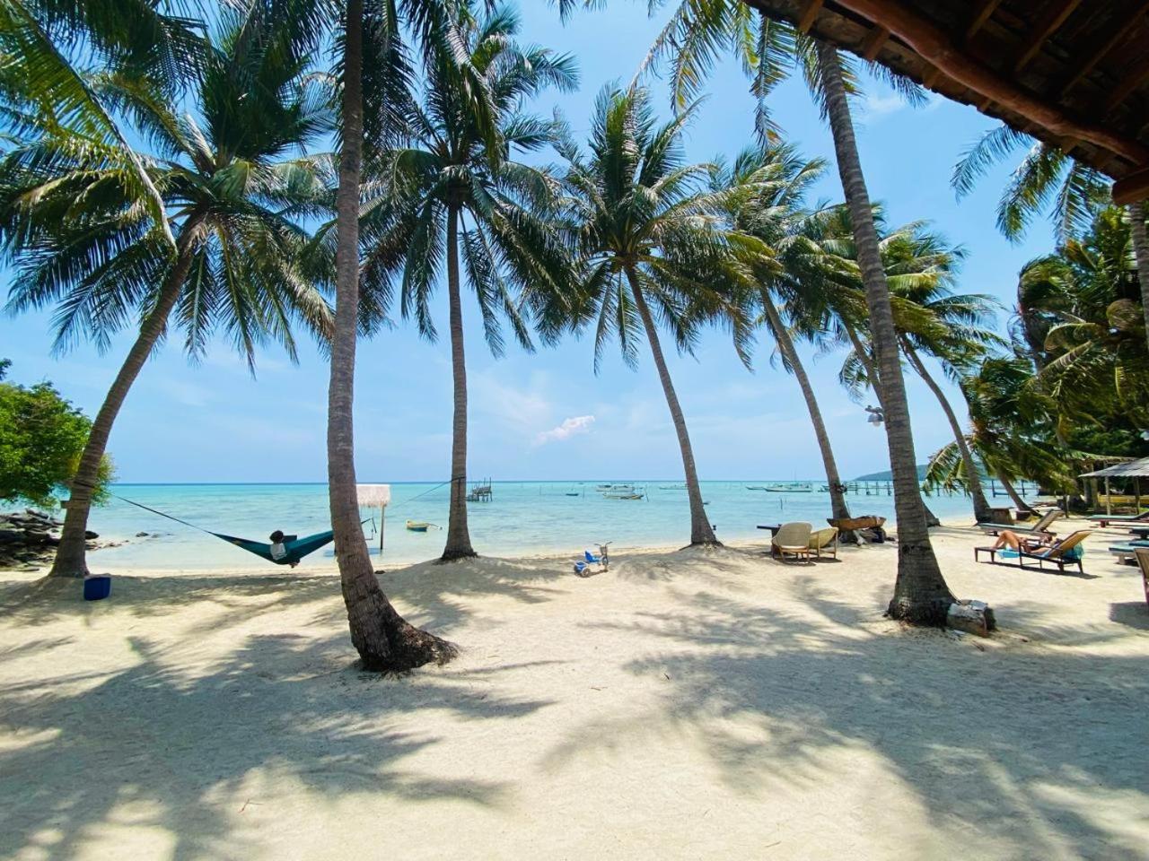 Eco Casa Hotel Karimunjawa Eksteriør billede