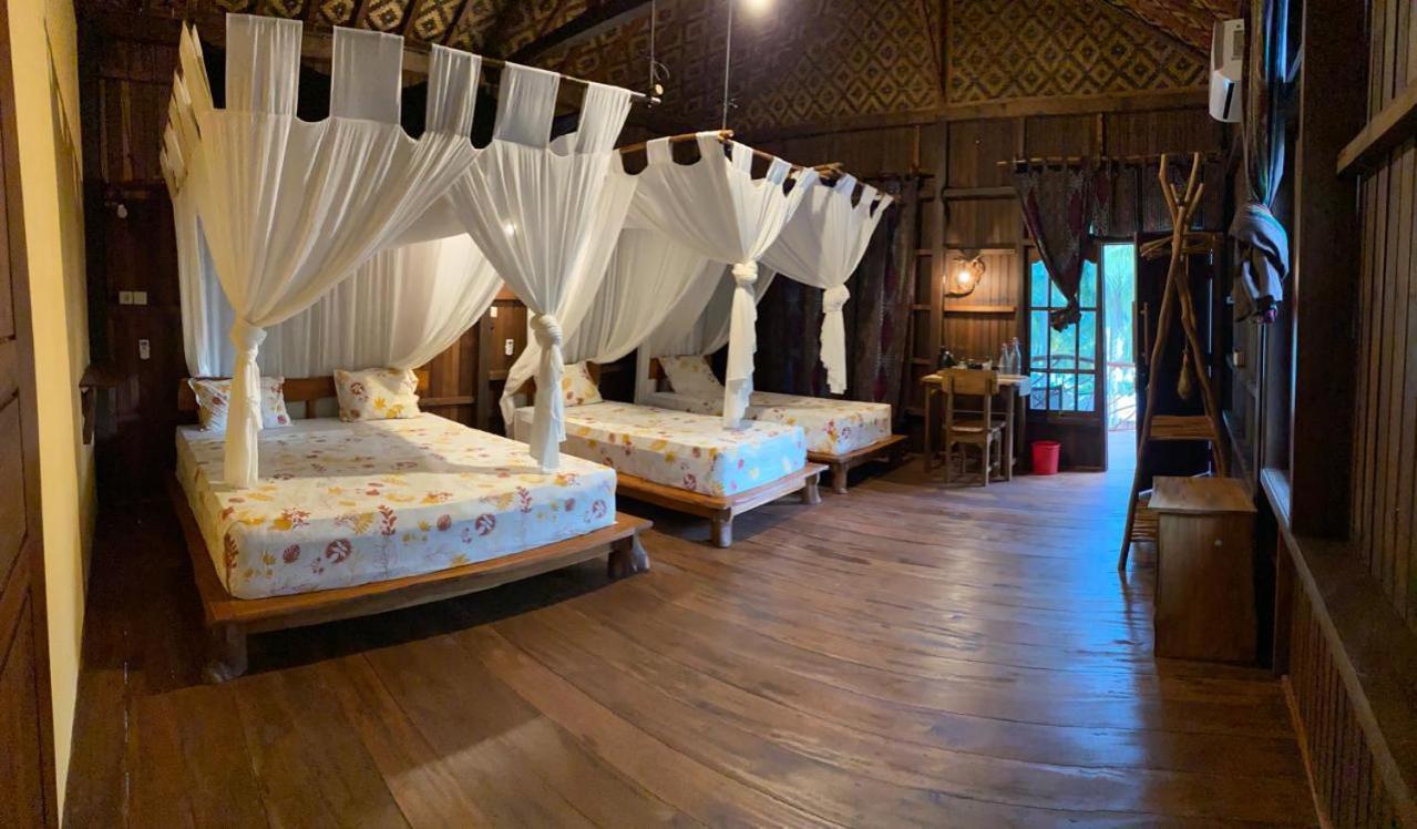 Eco Casa Hotel Karimunjawa Eksteriør billede