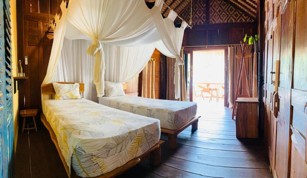 Eco Casa Hotel Karimunjawa Eksteriør billede