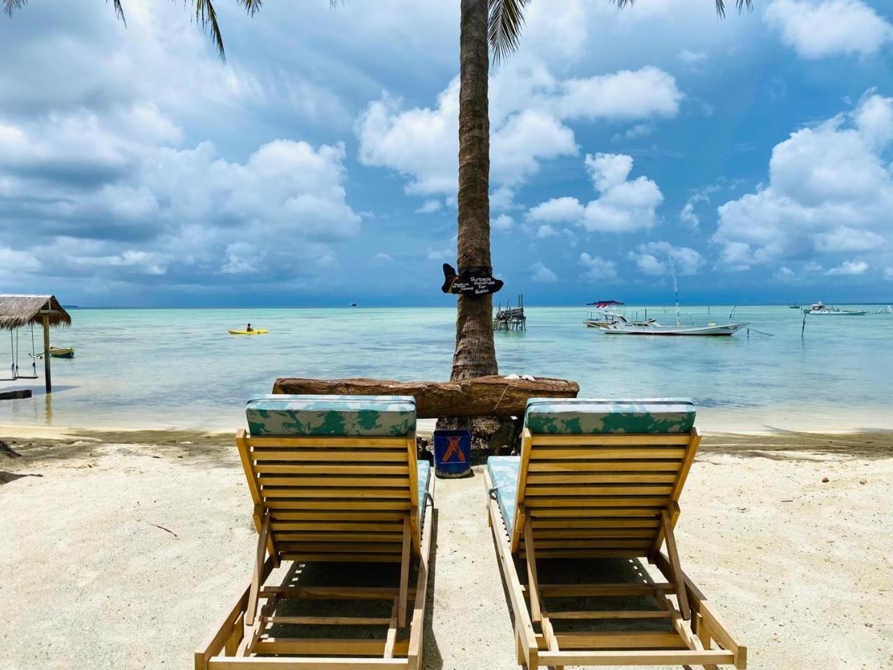 Eco Casa Hotel Karimunjawa Eksteriør billede