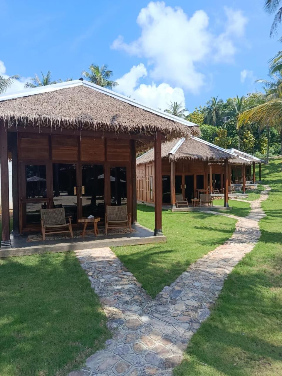 Eco Casa Hotel Karimunjawa Eksteriør billede